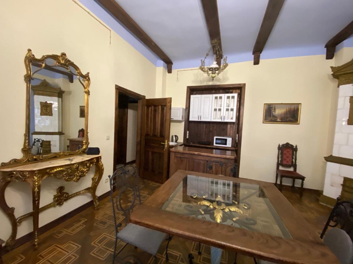 Апартаменти Королівські На Вулиці Лесі Українки 19 Lviv Dış mekan fotoğraf