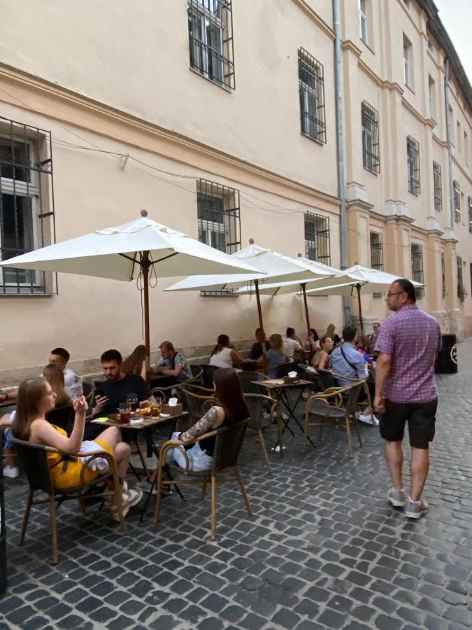 Апартаменти Королівські На Вулиці Лесі Українки 19 Lviv Dış mekan fotoğraf