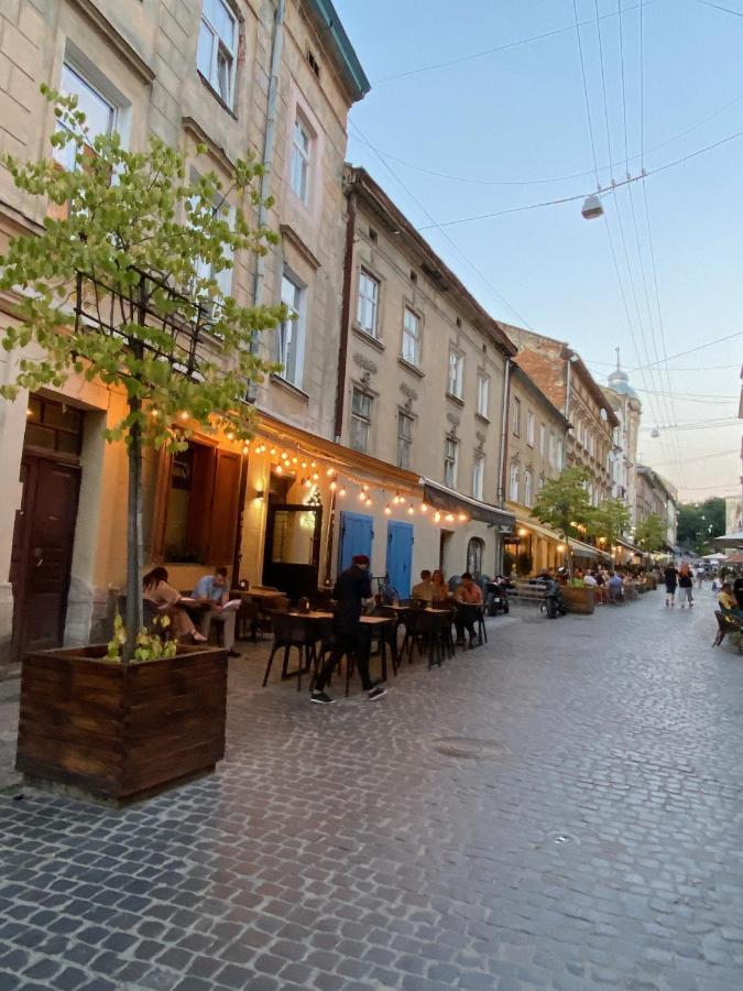 Апартаменти Королівські На Вулиці Лесі Українки 19 Lviv Dış mekan fotoğraf