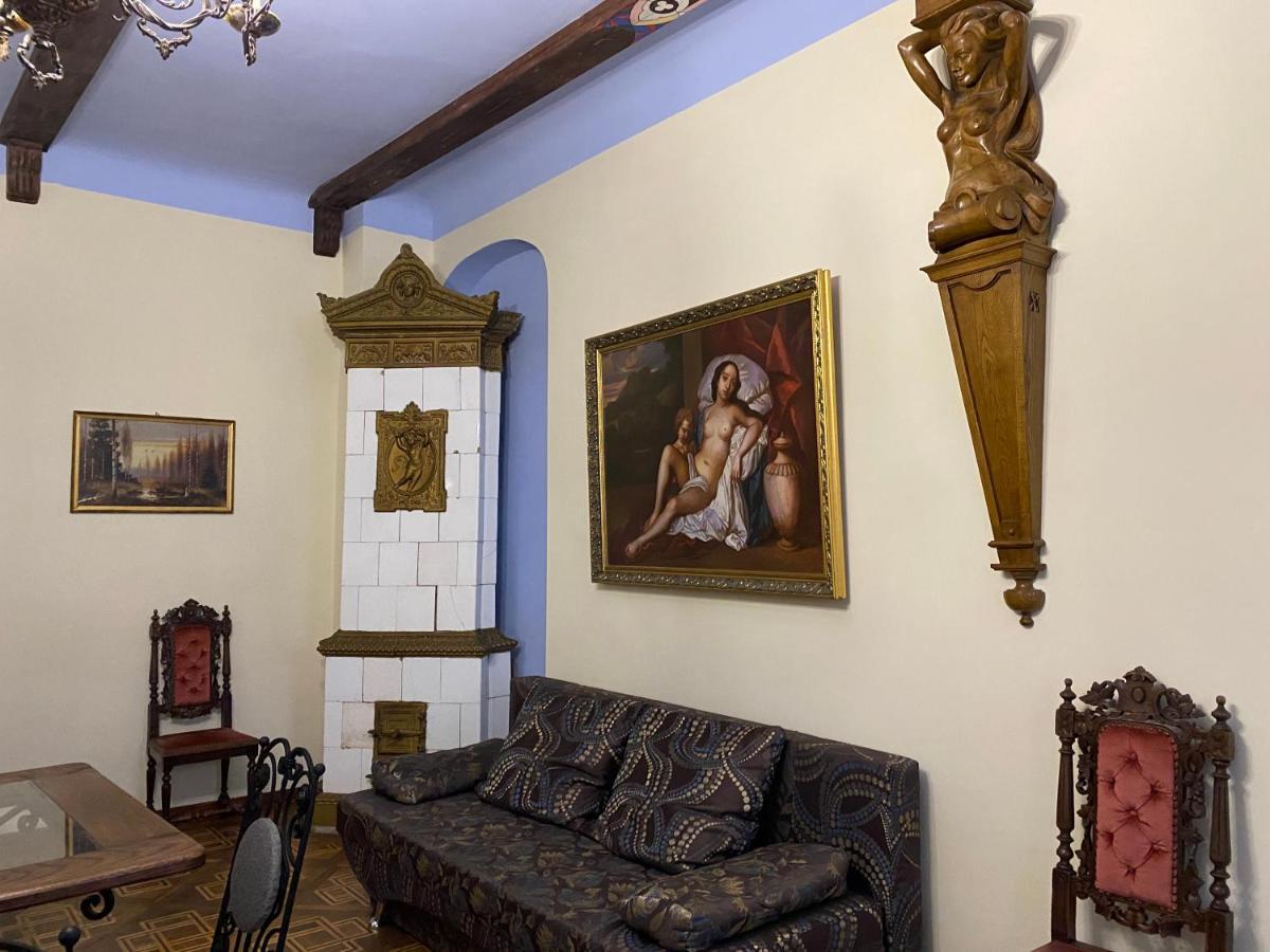 Апартаменти Королівські На Вулиці Лесі Українки 19 Lviv Dış mekan fotoğraf