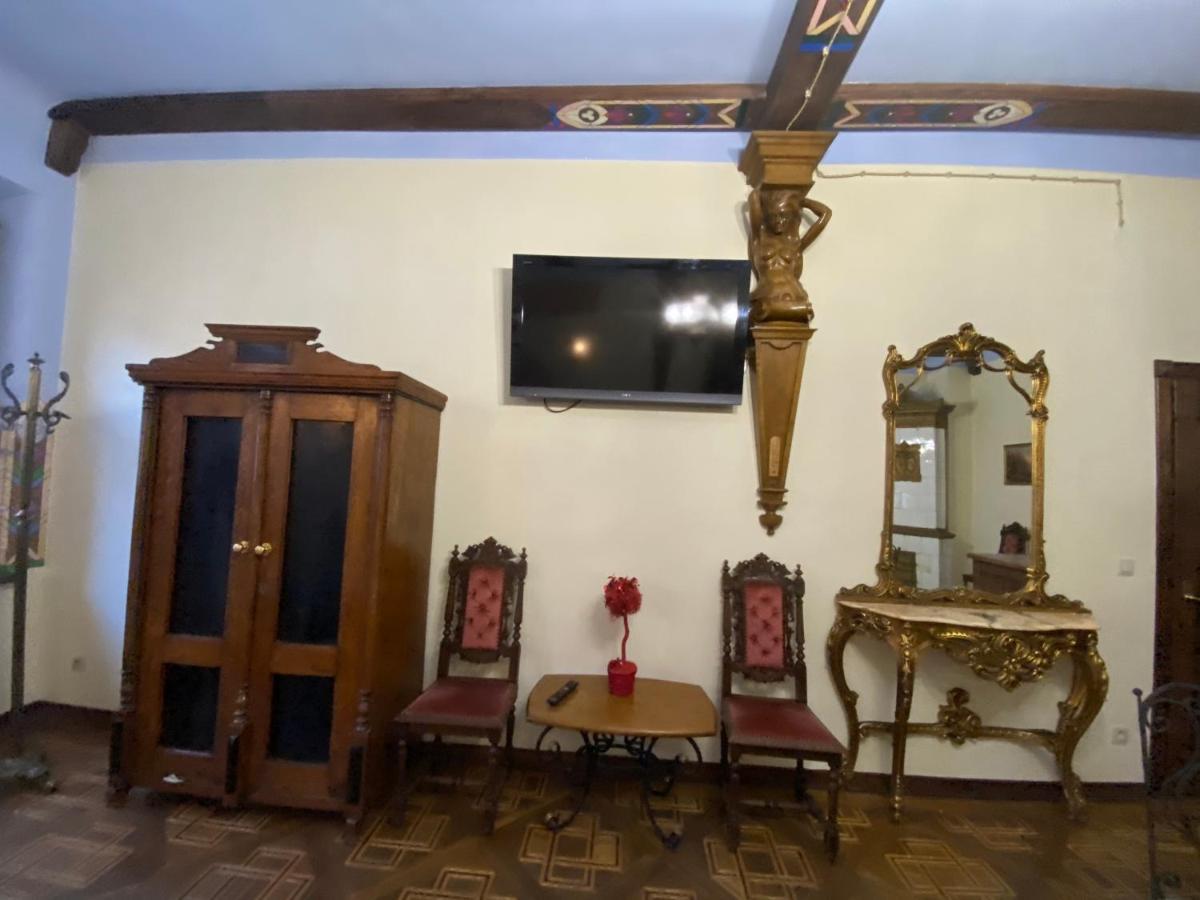 Апартаменти Королівські На Вулиці Лесі Українки 19 Lviv Dış mekan fotoğraf
